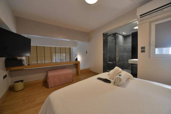 Suite con piscina y jacuzzi privado