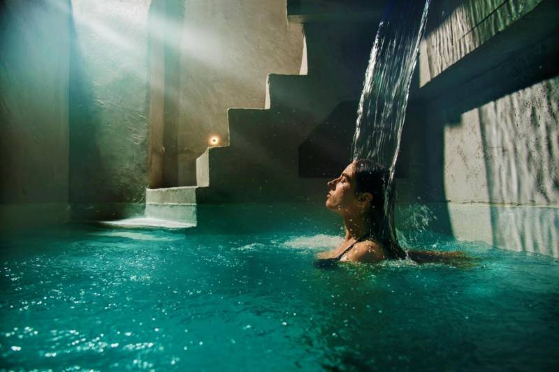 Amenities & services Amenities & services - A.P. Acropolis View Apartments